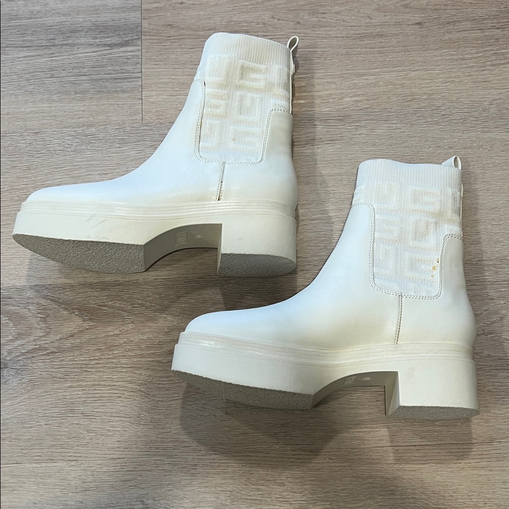 GUESS Sock Boots🤍 - Picture 4 of 5